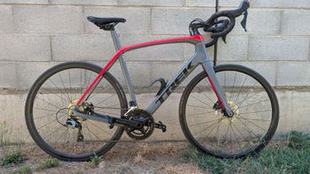 Używany Trek Domane SL 4 2021 2021 Road & Gravel — zdjęcie 1 z 3