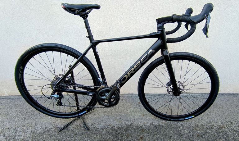 Used Orbea GAIN D40 2022 2022 Road & Gravel, Black — image 2 of 7