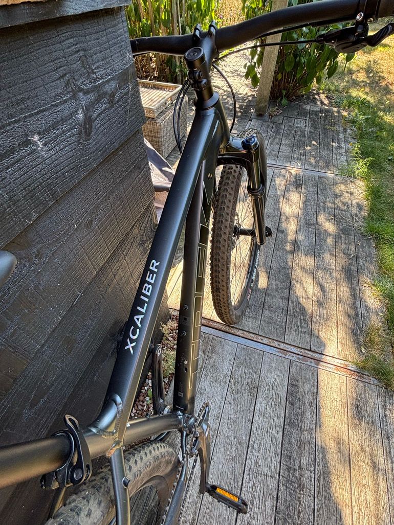 Brugt Trek X-Caliber 8 2023 2023 Mountainbike — billede 5 af 6