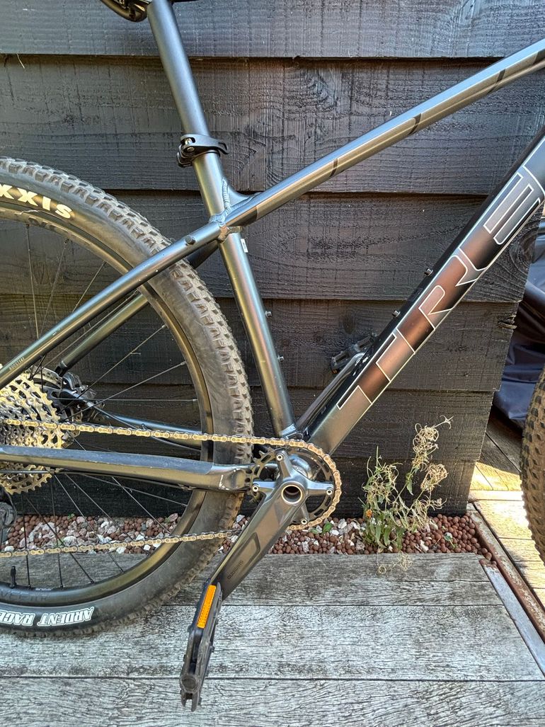 Brugt Trek X-Caliber 8 2023 2023 Mountainbike — billede 3 af 6
