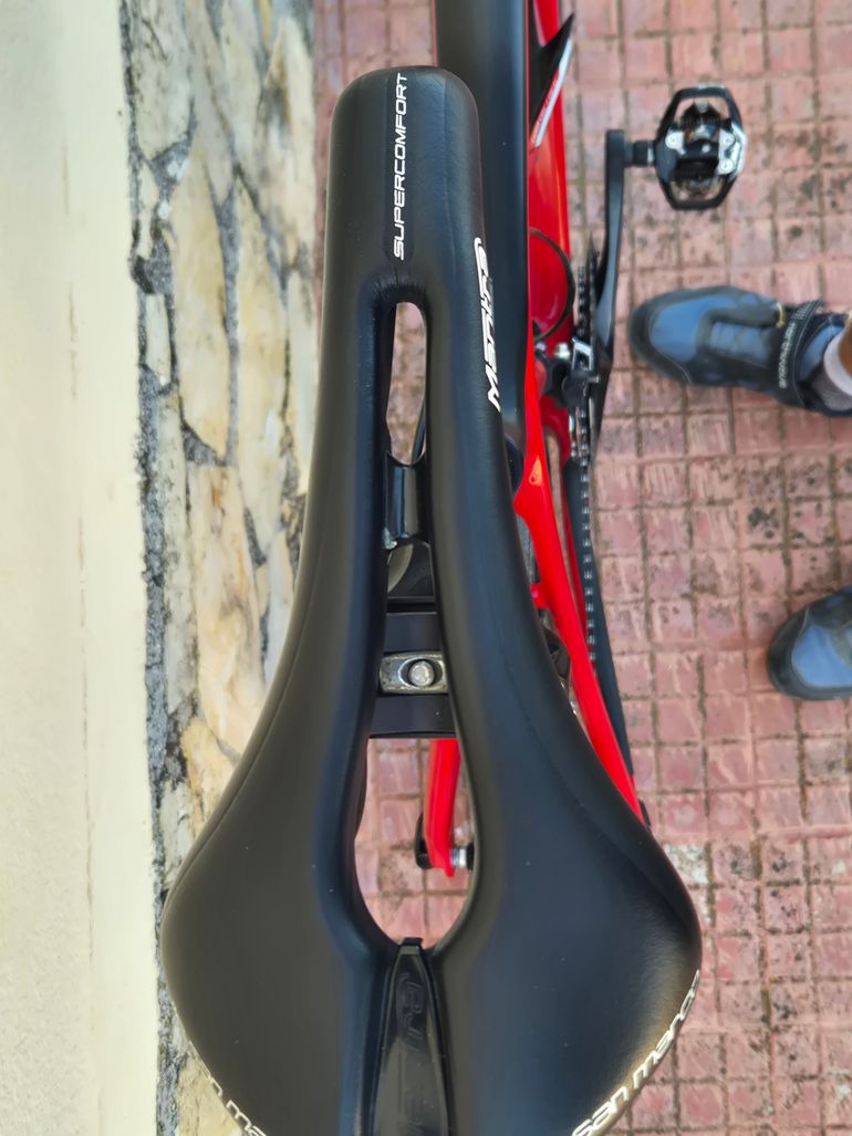 Used Scott Addict 20 2019 2019 Road & Gravel, Red — image 6 of 12
