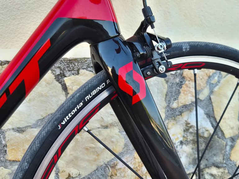 Used Scott Addict 20 2019 2019 Road & Gravel, Red — image 9 of 12