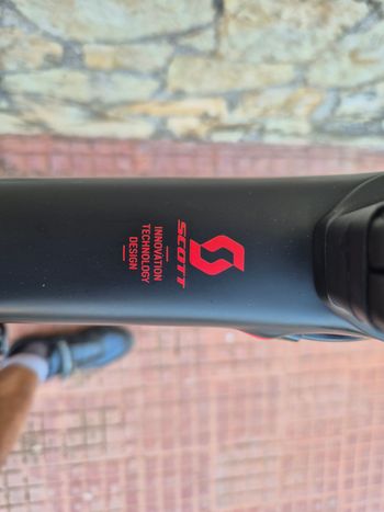 Used Scott Addict 20 2019 2019 Road & Gravel, Red — image 8 of 12