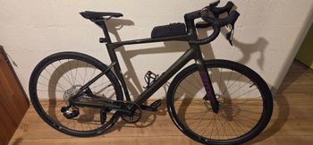 BMC Roadmachine X THREE 2024 2024 Road & Gravel de segunda mano, Verde — imagen 1 de 3
