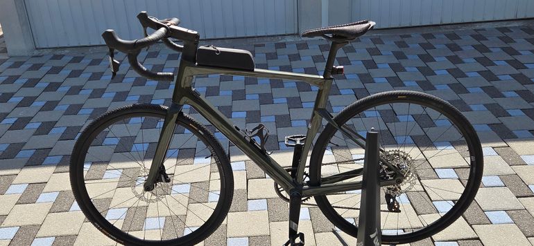 Used BMC Roadmachine X THREE 2024 2024 Road & Gravel, Green — image 9 of 9
