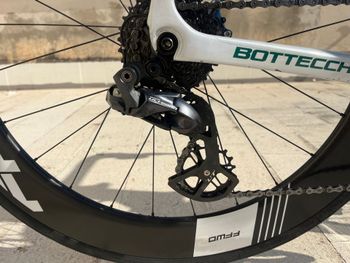 Used Bottecchia Aerospace Shimano Ultegra Di2 11v 2022 Road & Gravel, White — image 4 of 10