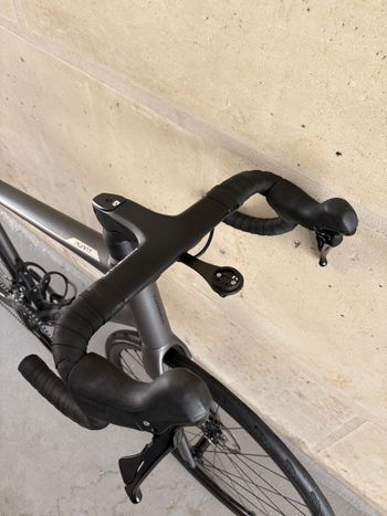 Orbea AVANT H30-D 2022 2022 Road & Gravel usato, Grigio chiaro — immagine 5 di 28