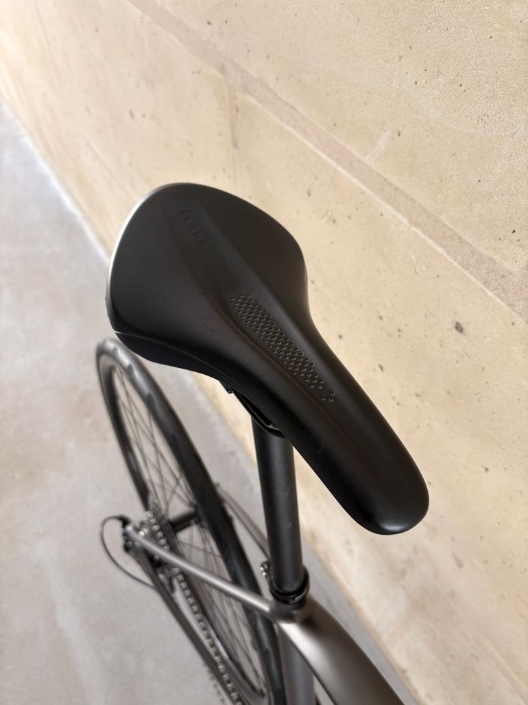 Orbea AVANT H30-D 2022 2022 Road & Gravel usato, Grigio chiaro — immagine 17 di 28