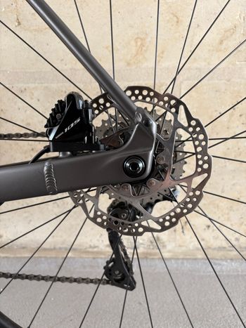 Orbea AVANT H30-D 2022 2022 Road & Gravel usato, Grigio chiaro — immagine 20 di 28