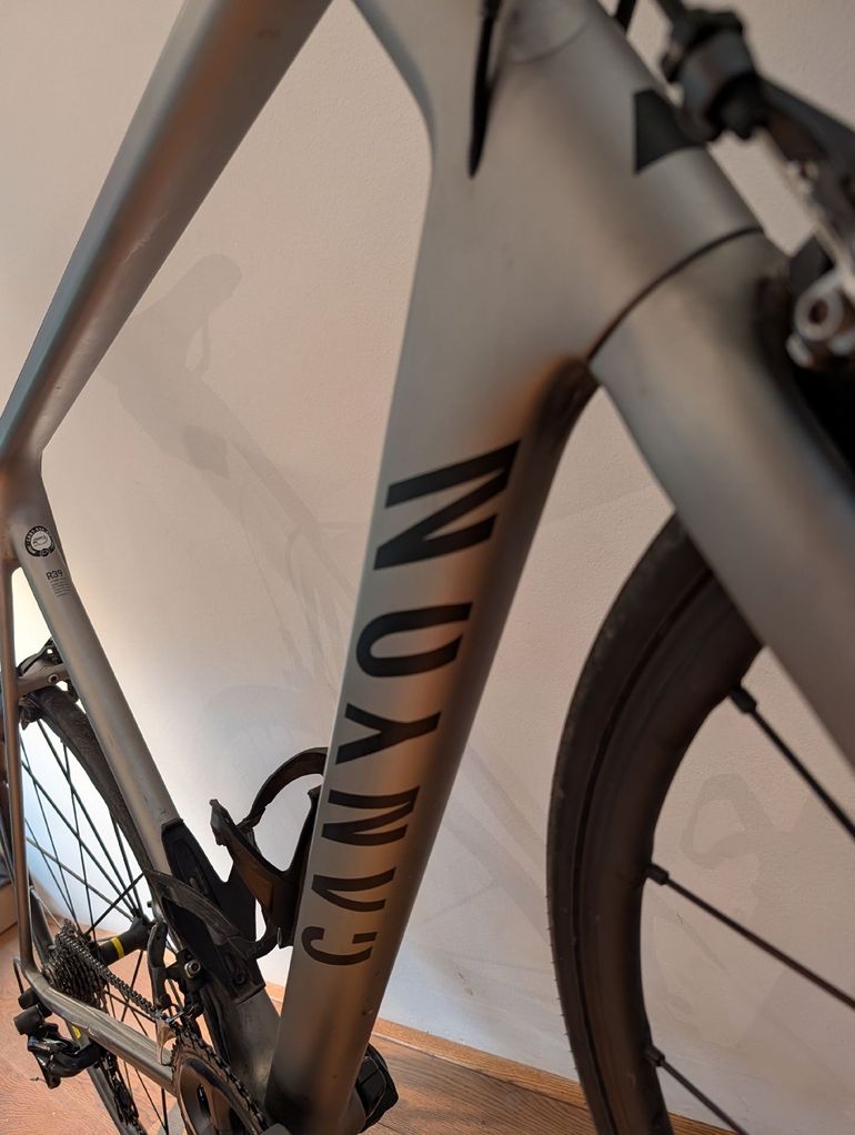 Brugt Canyon Ultimate Shimano Ultegra 2016 Road & Gravel — billede 5 af 9