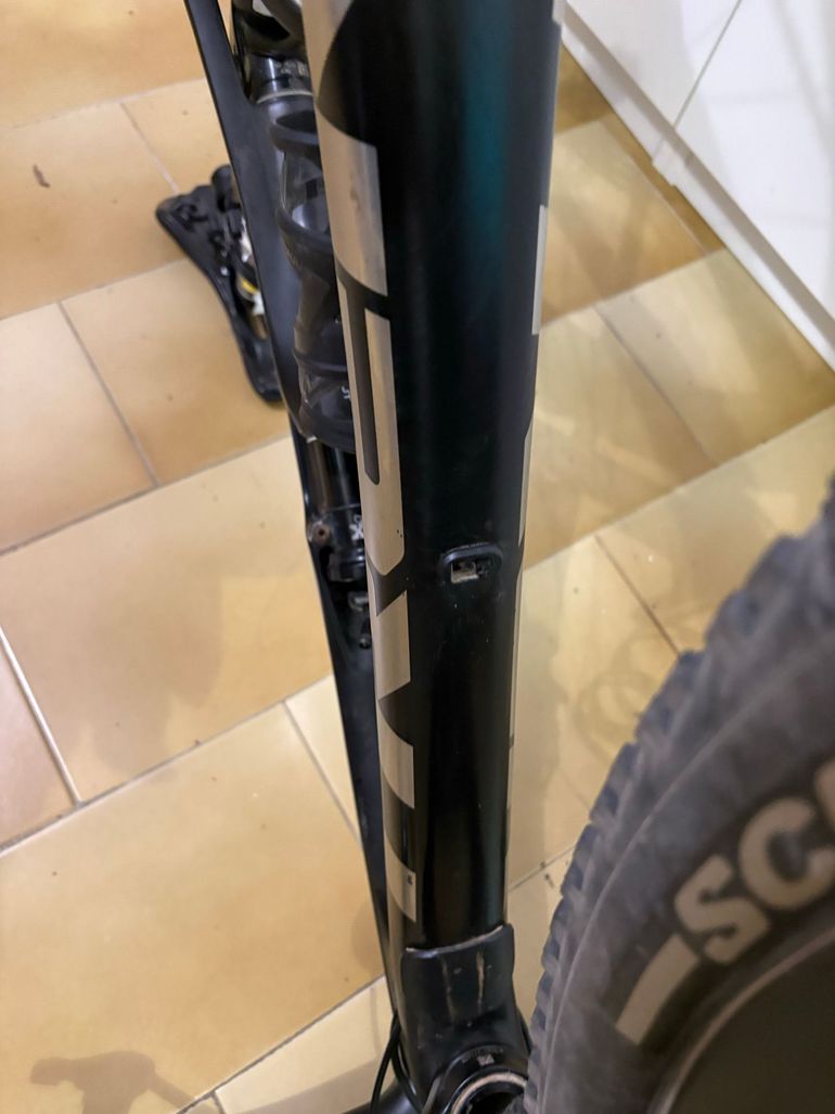 Brugt Trek Supercaliber 9.8 XT Gen 1 2021 Frameset 2021 Mountainbike — billede 6 af 13