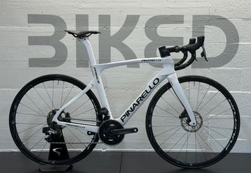 Käytetty Pinarello PRINCE FORCE ETAP AXS 12S Disc 2023 2023 Road & Gravel