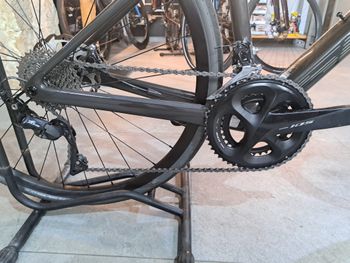 Gebrauchtes Scott Addict 30 2024 2024 Road & Gravel, Grün — Bild 3 von 7