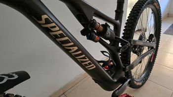 Brugt Specialized Stumpjumper EVO Pro 2022 2022 Mountainbike — billede 2 af 7
