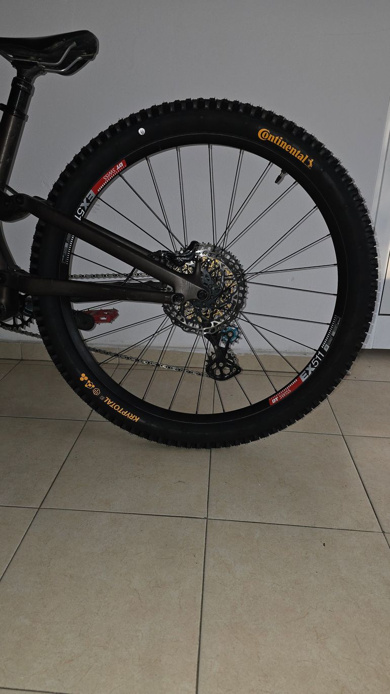 Brugt Specialized Stumpjumper EVO Pro 2022 2022 Mountainbike — billede 5 af 7
