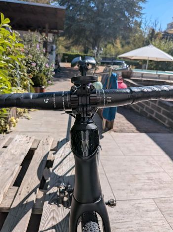 Trek Domane SL 7 2020 2020 Road & Gravel usato, Nero — immagine 15 di 18
