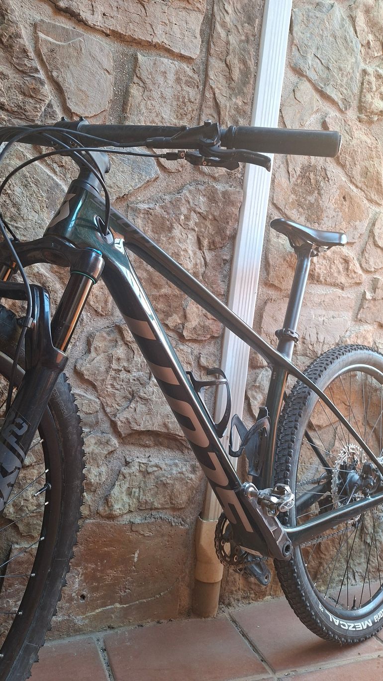 Used Scott Scale 930 2022 2022 Mountainbike, Green, 29 — image 2 of 4