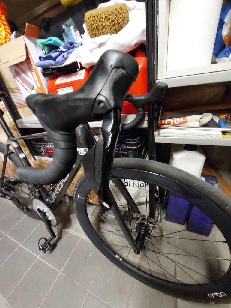 Orbea ORCA M35i 2025 2025 Road & Gravel usato, Nero — immagine 7 di 9