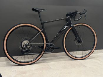Gebrauchtes 3T RACEMAX Shimano GRX 2026 Road & Gravel, Schwarz — Bild 1 von 10