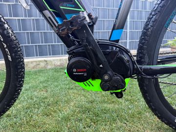 Used BULLS SIX50 E1 CX 2017 Mountainbike, Black — image 9 of 9