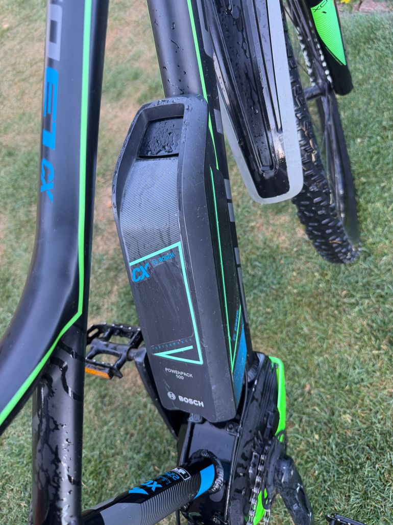 Used BULLS SIX50 E1 CX 2017 Mountainbike, Black — image 8 of 9