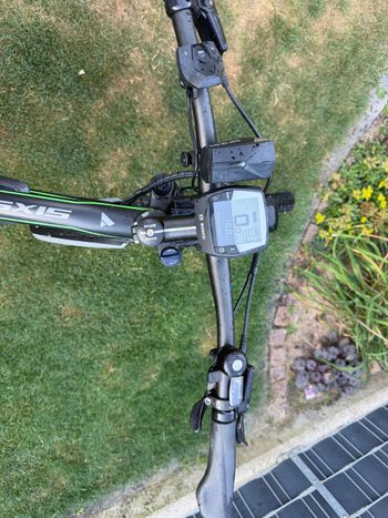 Used BULLS SIX50 E1 CX 2017 Mountainbike, Black — image 3 of 9