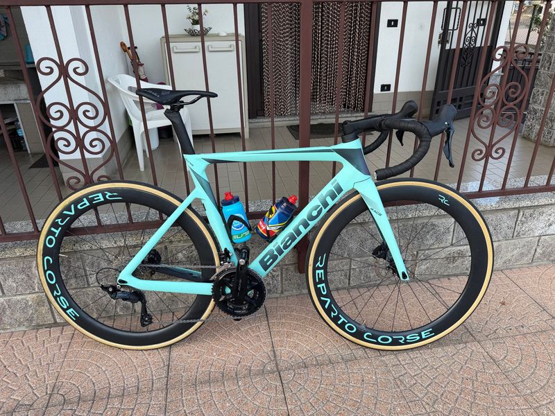Gebrauchtes Bianchi Oltre Race 105 2023 2023 Road & Gravel