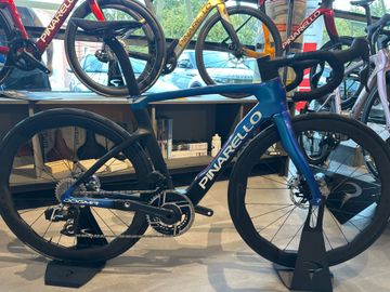 Used Pinarello DOGMA F SRAM RED ETAP AXS 2026 2026 Road & Gravel