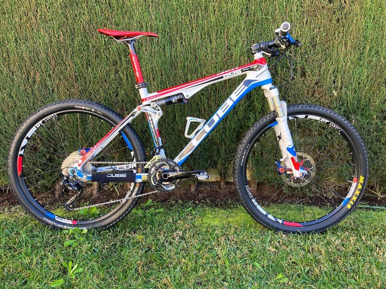 Tweedehands CUBE AMS 100 Super HPC RACE Carbono - Shimano XT 2012 Mountainbike — afbeelding 2 van 8