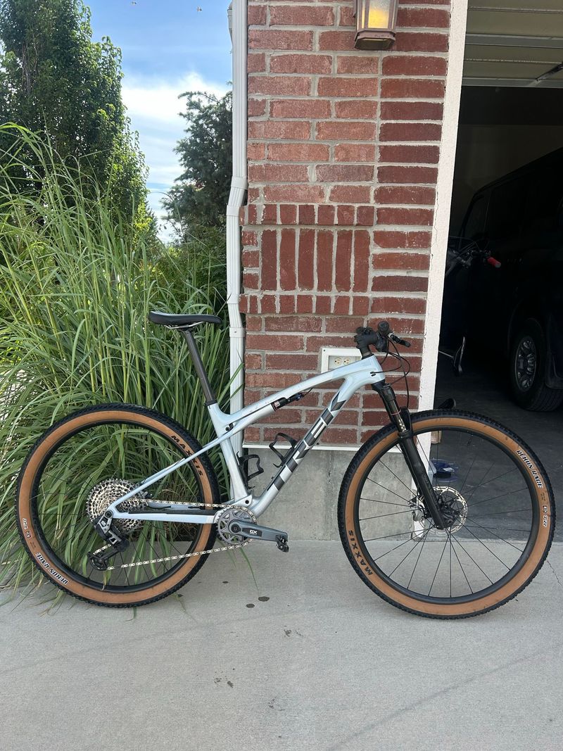 Used Trek Supercaliber SL 9.7 AXS Gen 2 2024 2024 MTB