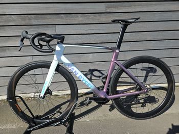 Gebrauchtes Van rysel RCR-R PRO SRAM Force eTap AXS 2026 Road & Gravel, Weiß — Bild 1 von 14