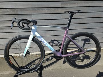 Brugt Van rysel RCR-R PRO SRAM Force eTap AXS 2026 Road & Gravel