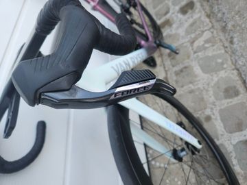 Used Van rysel RCR-R PRO SRAM Force eTap AXS 2026 Road & Gravel, White — image 9 of 14