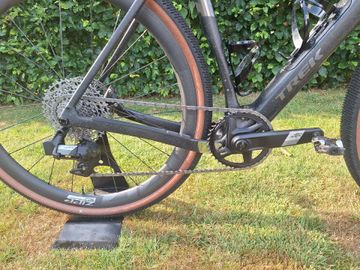 Brugt Trek Checkpoint Sram Apex Etap AXS 2025 Road & Gravel — billede 3 af 4