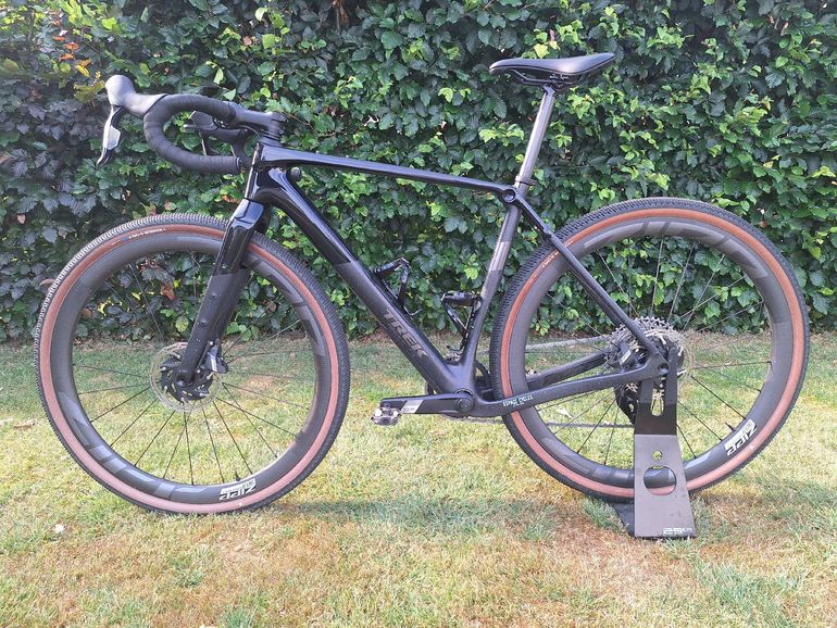 Brugt Trek Checkpoint Sram Apex Etap AXS 2025 Road & Gravel — billede 2 af 4