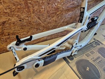 Gebrauchtes Transition TR11 Alloy Frameset 2025 Frameset 2025 Mountainbike, Weiß, 29, 27.5 — Bild 5 von 5