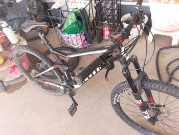 Used Scott Spark 750 2017 2017 Mountainbike, Black, 27.5 — image 1 of 4