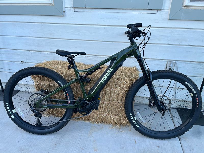 Used Yamaha YDX-MORO 05 2024 2024 MTB