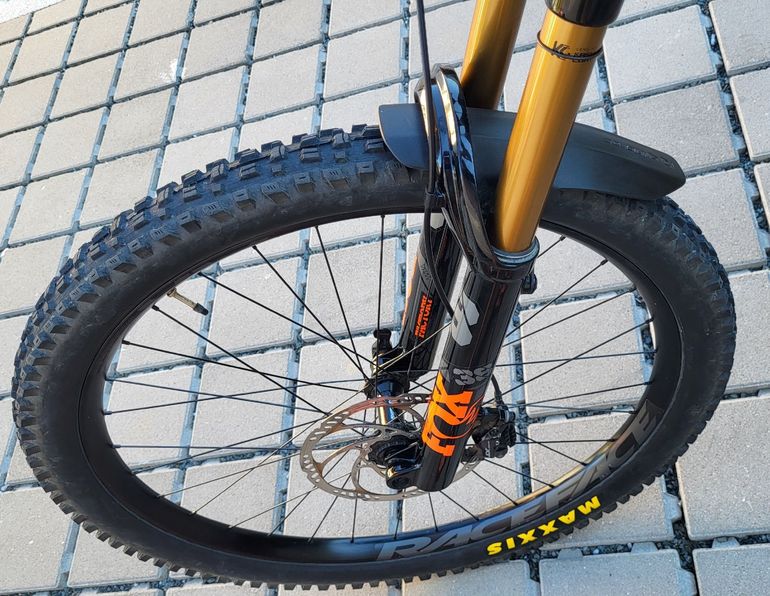 Used Canyon Torque 5 2025 2025 Mountainbike, Light Gray, 29, 27.5 — image 10 of 11