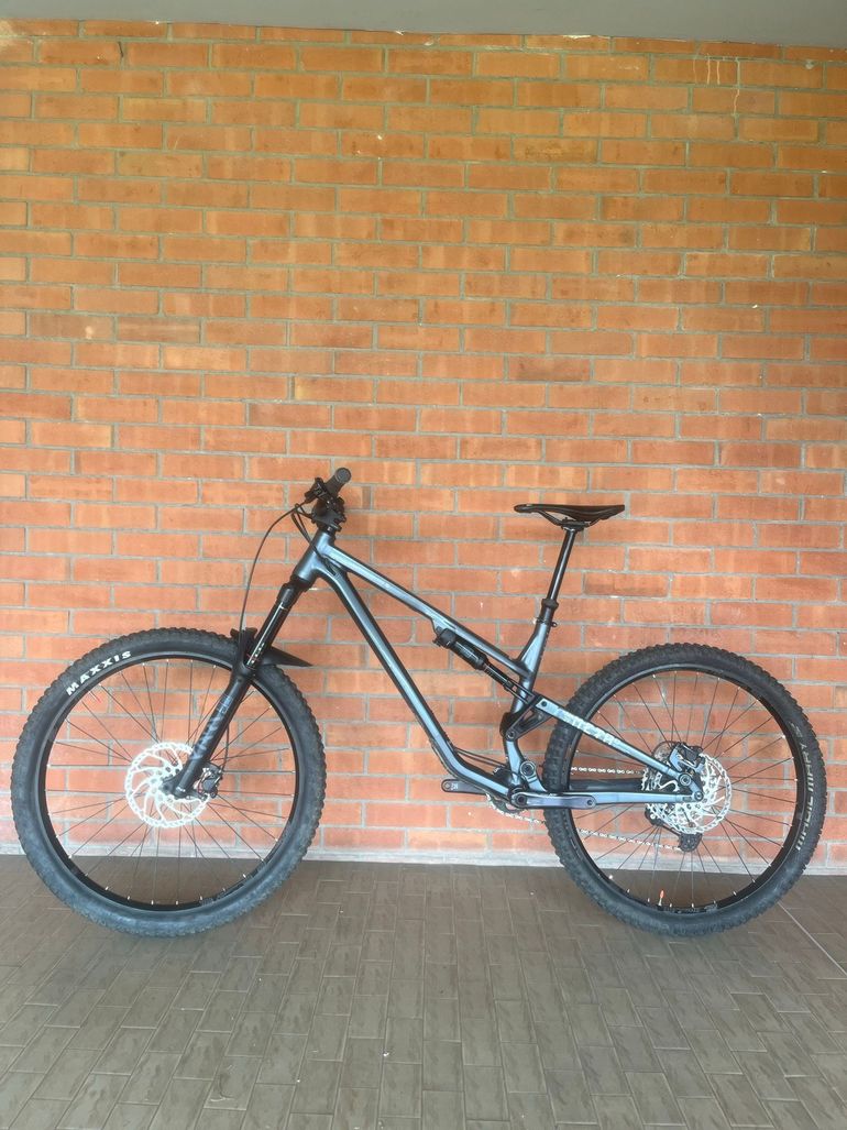Použité Commencal Meta Shimano Deore 2021 Mountainbike — obrázek 7 z 14