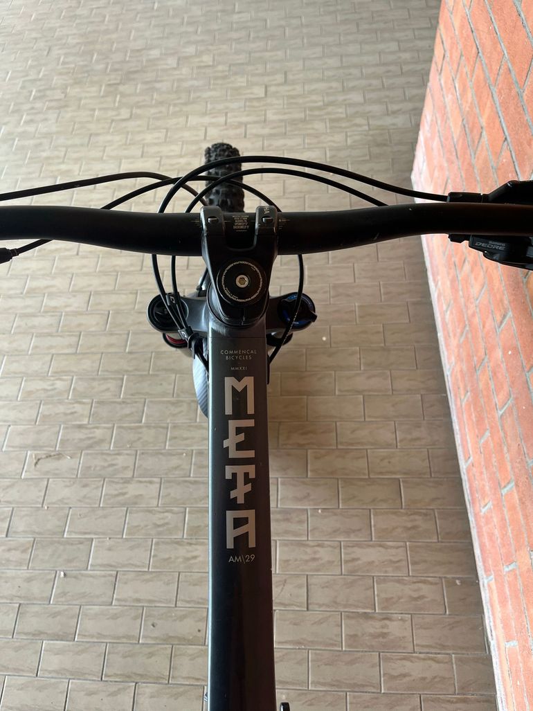 Použité Commencal Meta Shimano Deore 2021 Mountainbike — obrázek 6 z 14