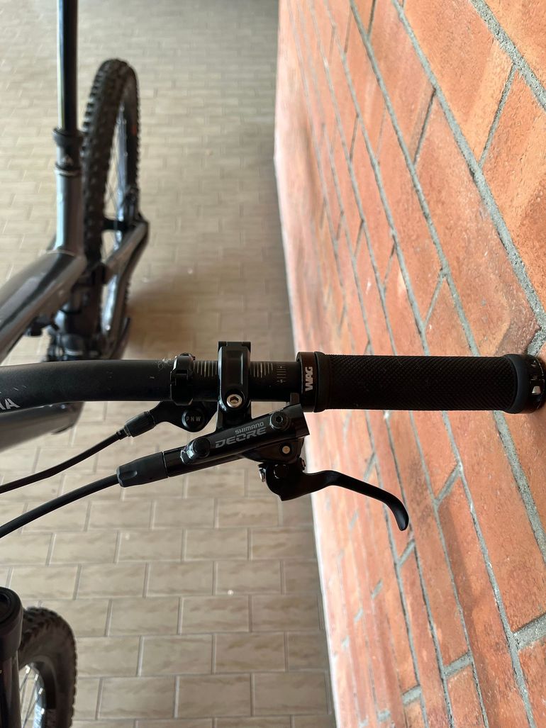Použité Commencal Meta Shimano Deore 2021 Mountainbike — obrázek 10 z 14