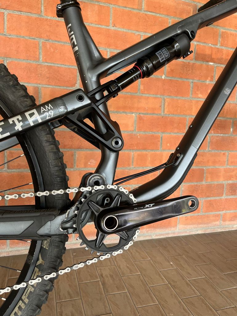 Použité Commencal Meta Shimano Deore 2021 Mountainbike — obrázek 12 z 14
