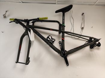 Tweedehands Trek Farley 9.6 2020 2020 Mountainbike — afbeelding 2 van 3