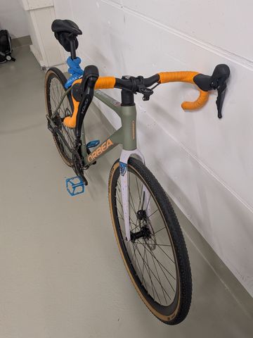 Orbea TERRA H30 2024 2024 Road & Gravel usato, Verde — immagine 3 di 5