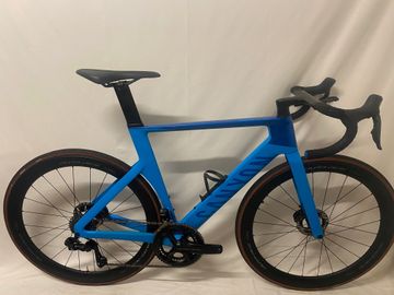 Used Canyon Aeroad CF SLX 2024 Road & Gravel