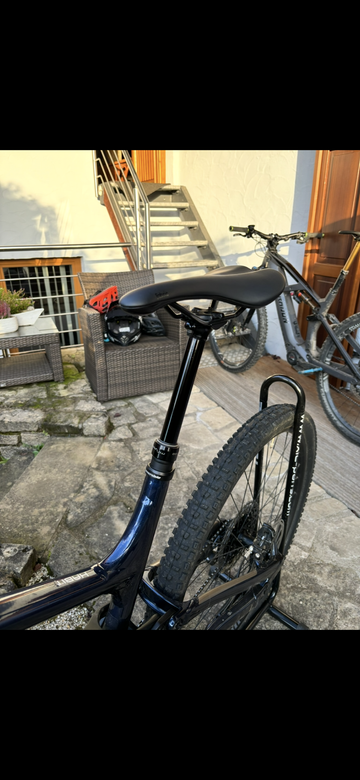 Used Cannondale Habit 4 2022 2022 Mountainbike, Blue, 29 — image 8 of 9