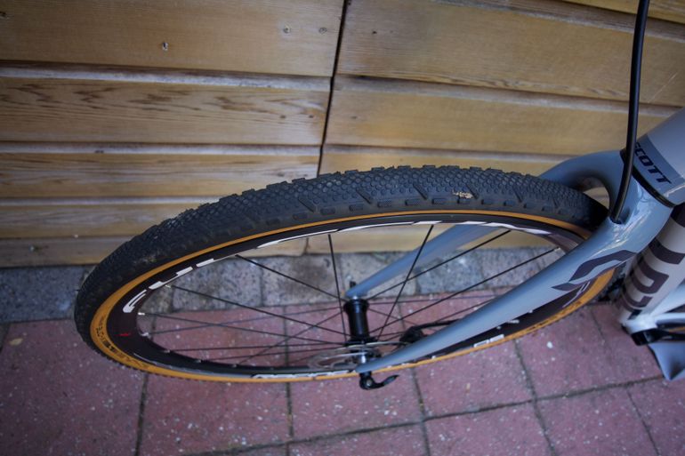 Scott Speedster 10 disc 2019 2019 Road & Gravel usato, Bianco — immagine 11 di 13