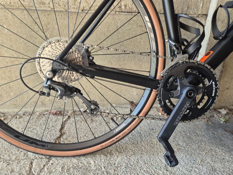 Tweedehands Canyon Endurace 6 2023 2023 Road & Gravel — afbeelding 4 van 7