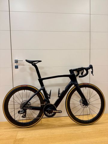 Used Pinarello DOGMA F SRAM RED ETAP AXS 2026 2026 Road & Gravel